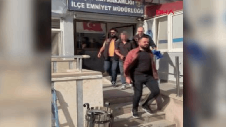 20 yıl cezayla aranıyordu: Firari zehir tacirine kuaförde nokta operasyon! - Görsel 1