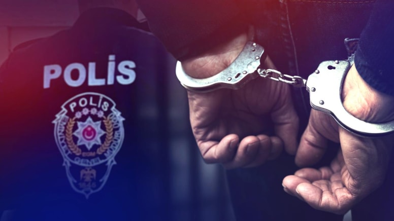 Adana'da trafik kavgası sonucu ölen Taha Humsi cinayetinde zanlı 100 saatlik kamera analiziyle tutuklandı - Görsel 1