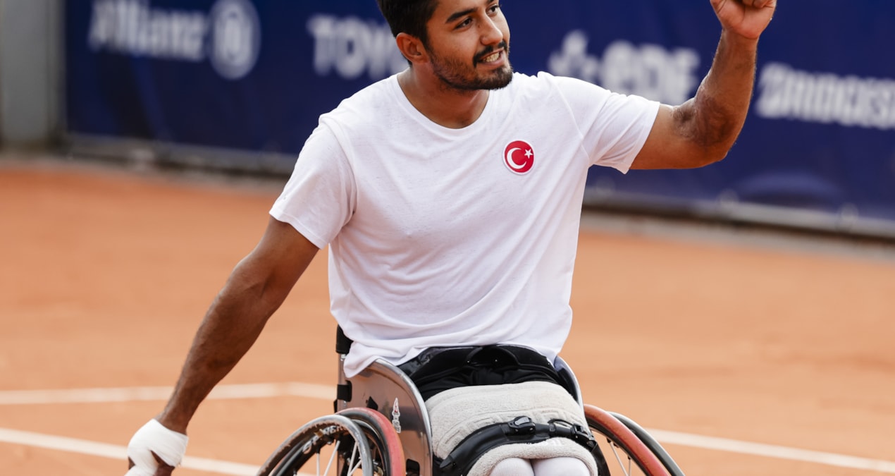 Ahmet Kaplan kimdir? Adını adını en iyi tenisçiler arasında yazdırdı... - Görsel 1