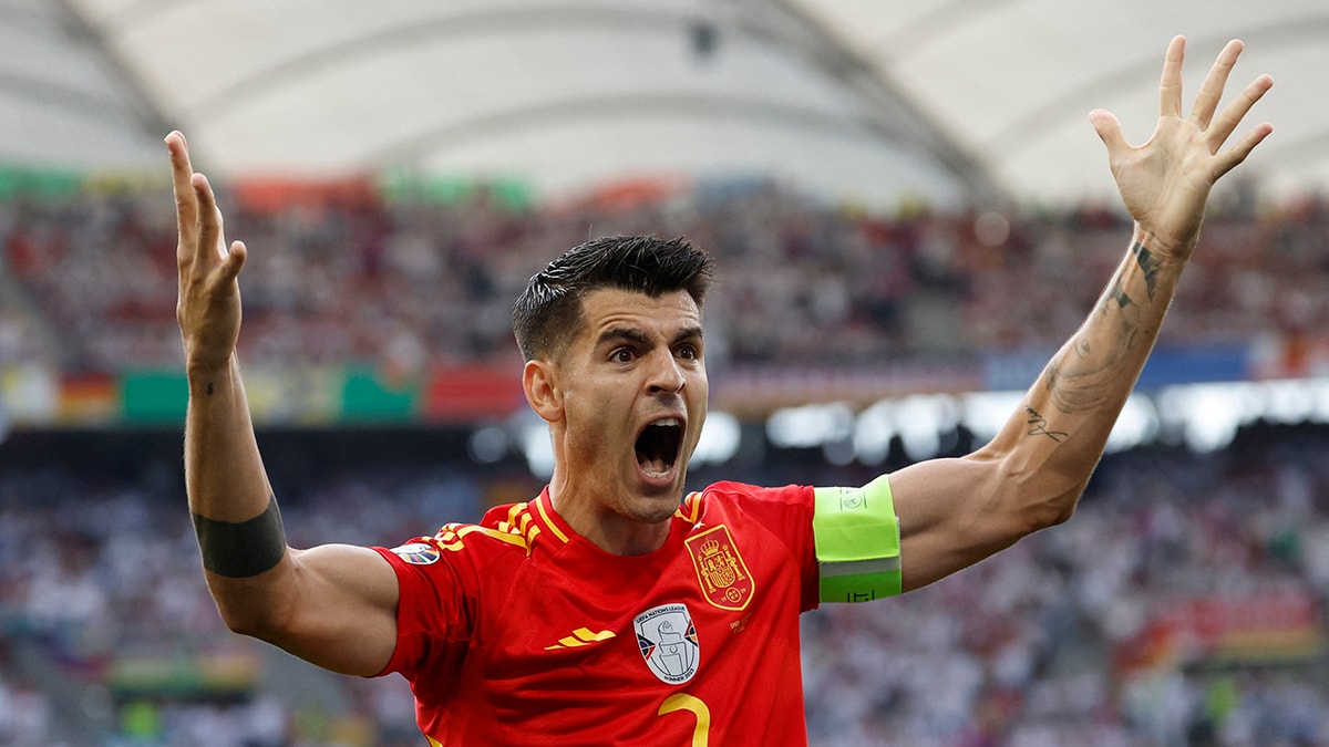 Alice Campello, eşi Alvaro Morata'ya yapılan eleştirilere tepki gösterdi
