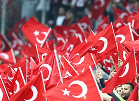 Beşiktaş'ta orta sahanın merkezine, devre arasında geliyor - Görsel 5