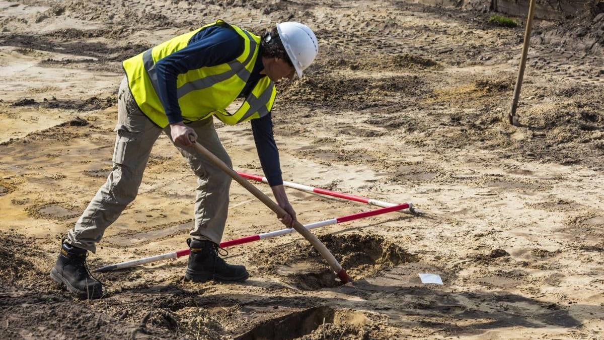 Dünyada var olmayan metal ile üretilen silah bulundu: Tam 3 bin yıllık