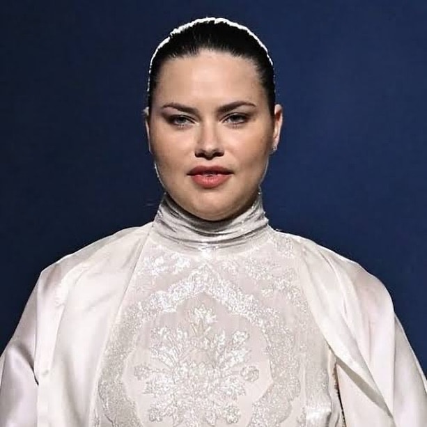 Eski Adriana Lima geri döndü: Yeni halini görenler beğeni yağmuruna tuttu - Görsel 4