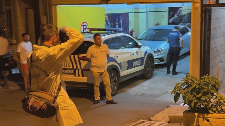 Evinde başından vurulmuş halde bulundu: Odasında not, telefonunda video çıktı - Görsel 1