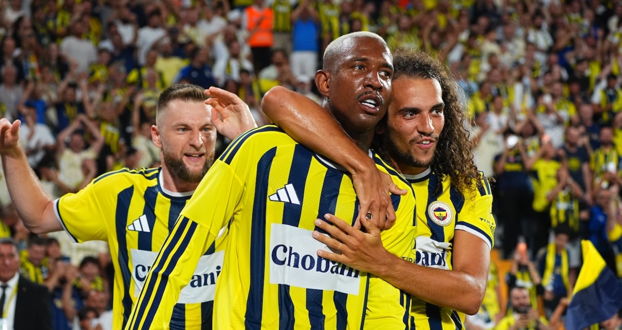 Fenerbahçe'de ayrılık gerçekleşiyor! Talisca Al-Jazira yolunda - Görsel 1