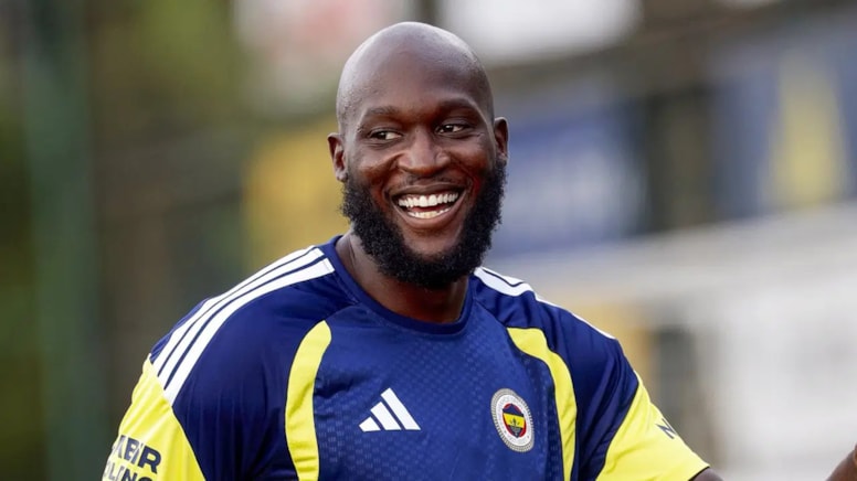 Fenerbahçe'nin yeni transferi Lukaku'nun bilinmeyen özelliği: Milyonda bir görülüyor, sular seller gibi konuşuyor - Görsel 1