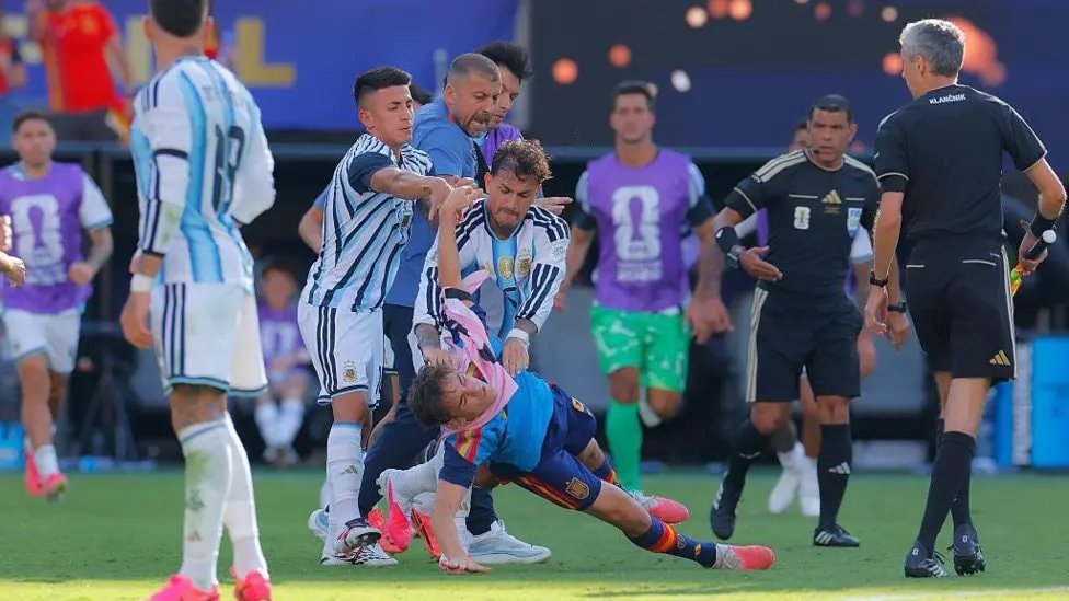 FIFA'dan Dünya Kupası finaline soruşturma