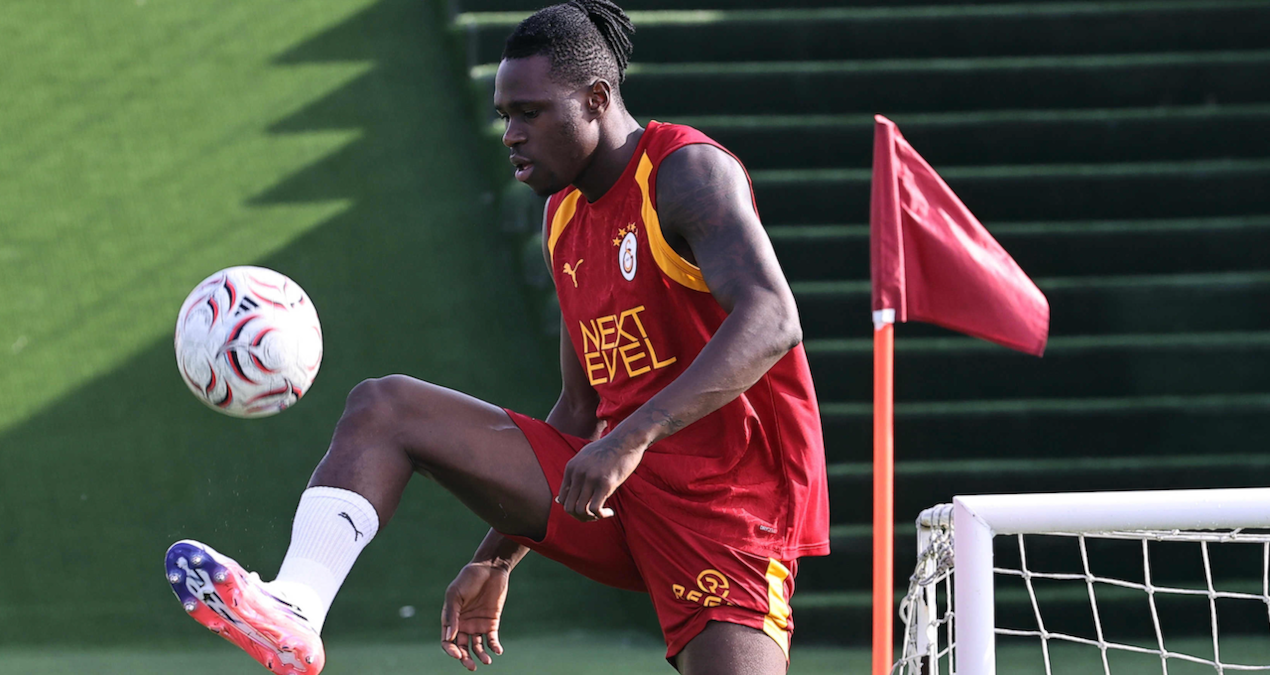 Galatasaray'da Singo'nun dönüş tarihi belli oldu! - Görsel 1