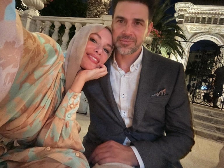 Gamze Özçelik’in eşinden romantik paylaşım: 'Allah’a şükrediyorum' - Görsel 2