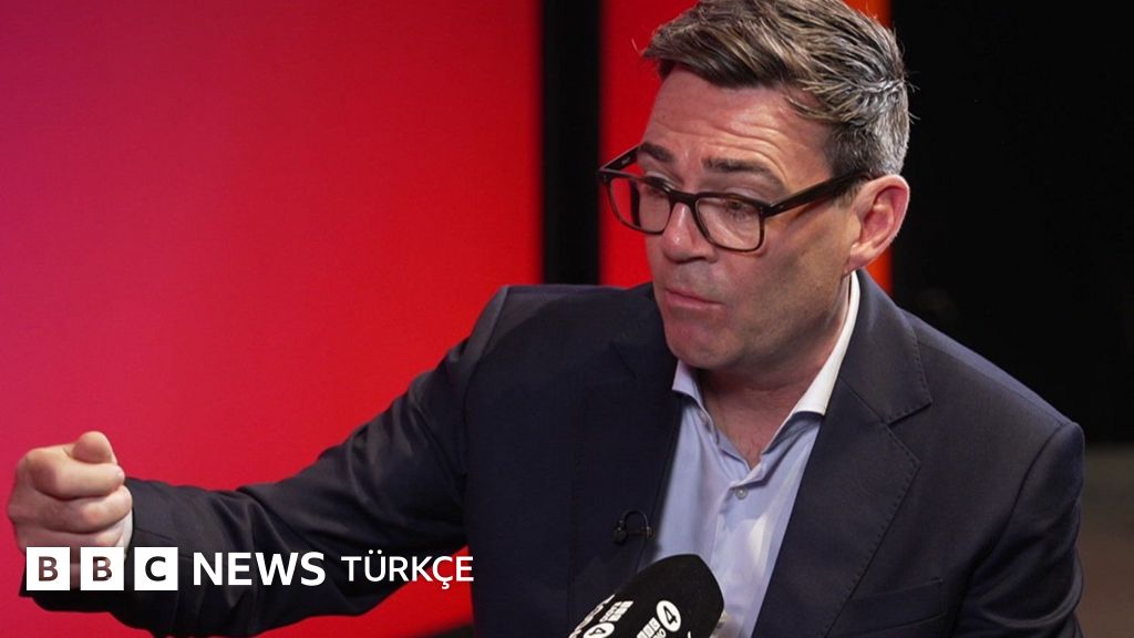 İngiltere Başbakanı Burnham: AB'ye Yeniden Katılım "Seçenekler Arasında", Mevcut Brexit Anlaşması "Zararlı"
