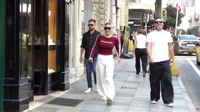 İrem Derici karakoldan çıkarken görüntülendi: Nedenini bu sözlerle açıkladı - Görsel 3