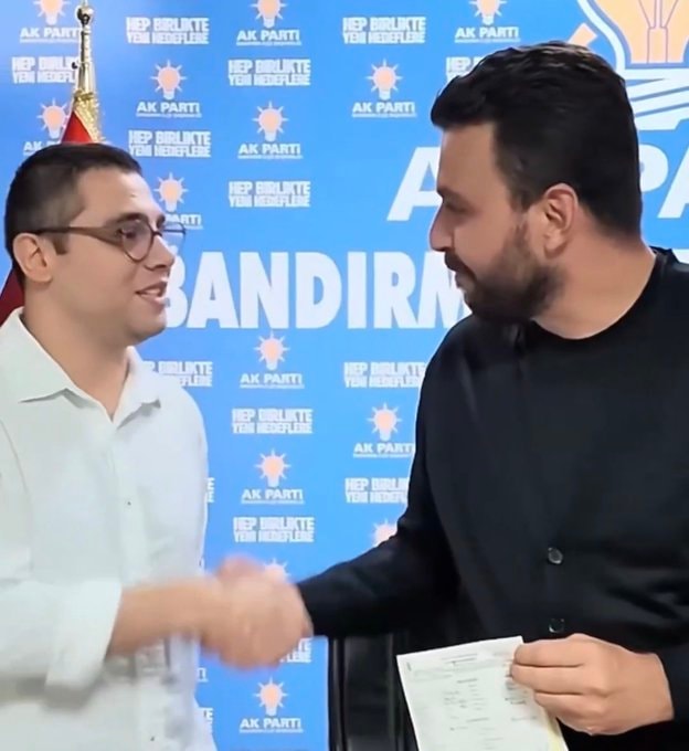 İsim benzerliği dikkat çekti: Bandırmalı Özgür Özel AKP'ye katıldı - Görsel 1