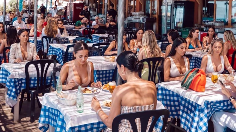 İspanya’da menüsüz, adisyonsuz restoran sosyalleşti: Hesap tabak sayılarak yapılıyor - Görsel 1