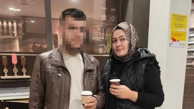 Isparta’da dehşet! Eşini sokakta pompalı tüfekle öldürdü - Görsel 1