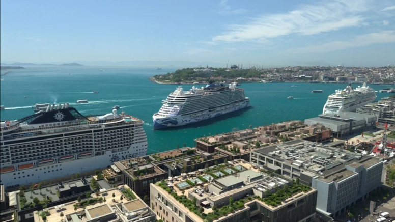 İstanbul kruvaziyer turizminde 1 milyon yolcu hedefine ilerliyor - Görsel 1