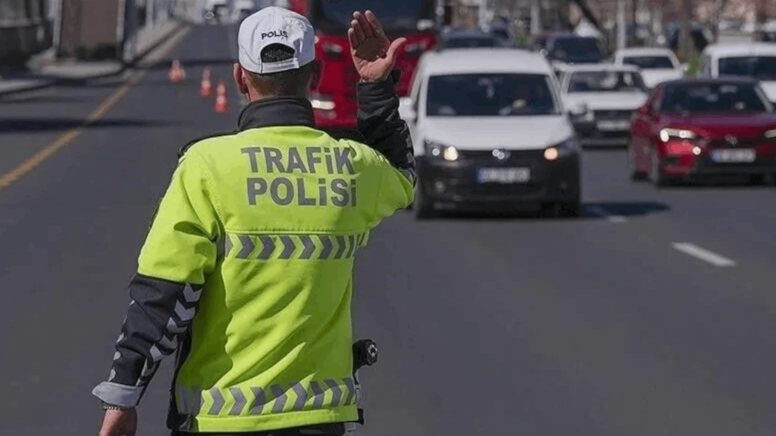 İstanbullular trafiğe çıkarken dikkat! Bu yollar kapatıldı - Görsel 1