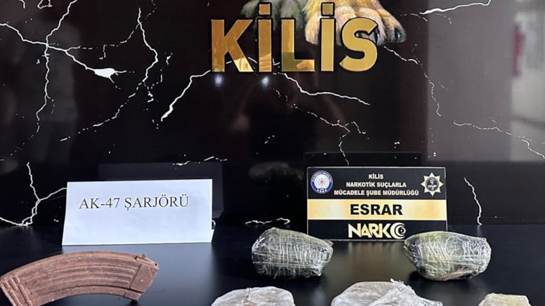 Kilis’te uyuşturucu operasyonu: 1 kilo 855 gram esrar ele geçirildi - Görsel 1
