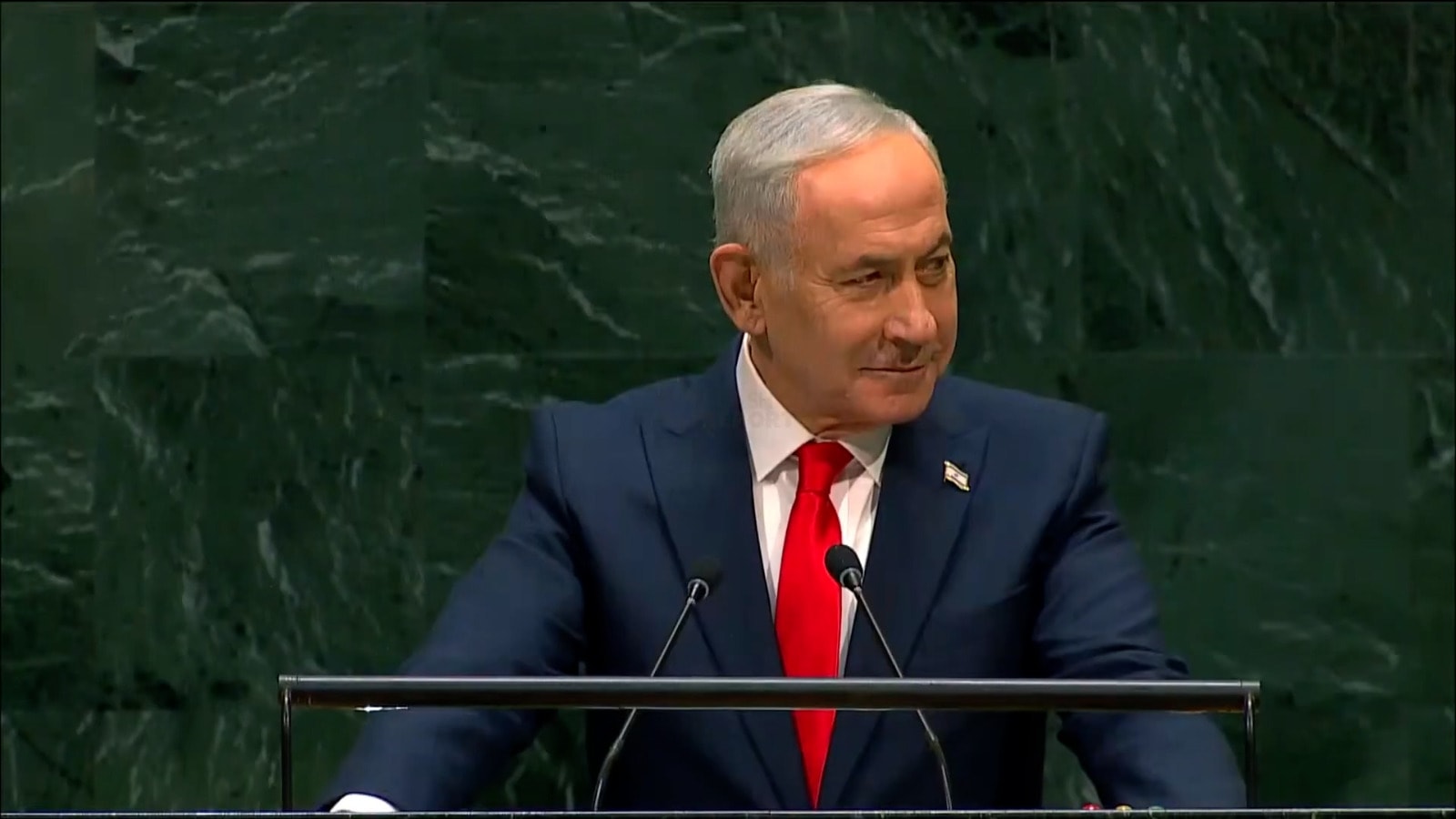 Kürsüye gelen Netanyahu'ya BM salonunda büyük şok! - Görsel 3