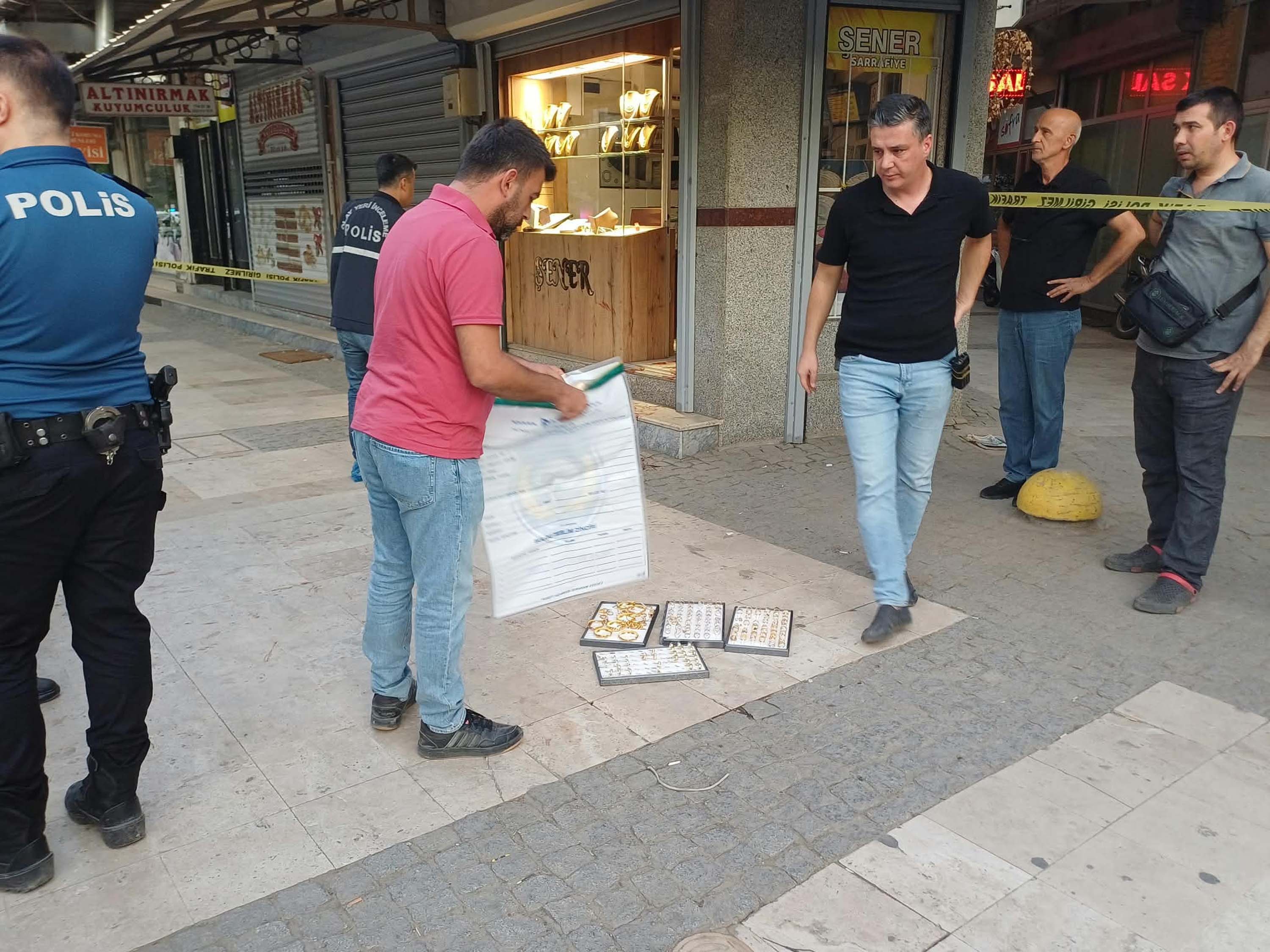 Kuyumcu soyguncusundan pişkin savunma: Sözleri ‘yok artık’ dedirtti - Görsel 5