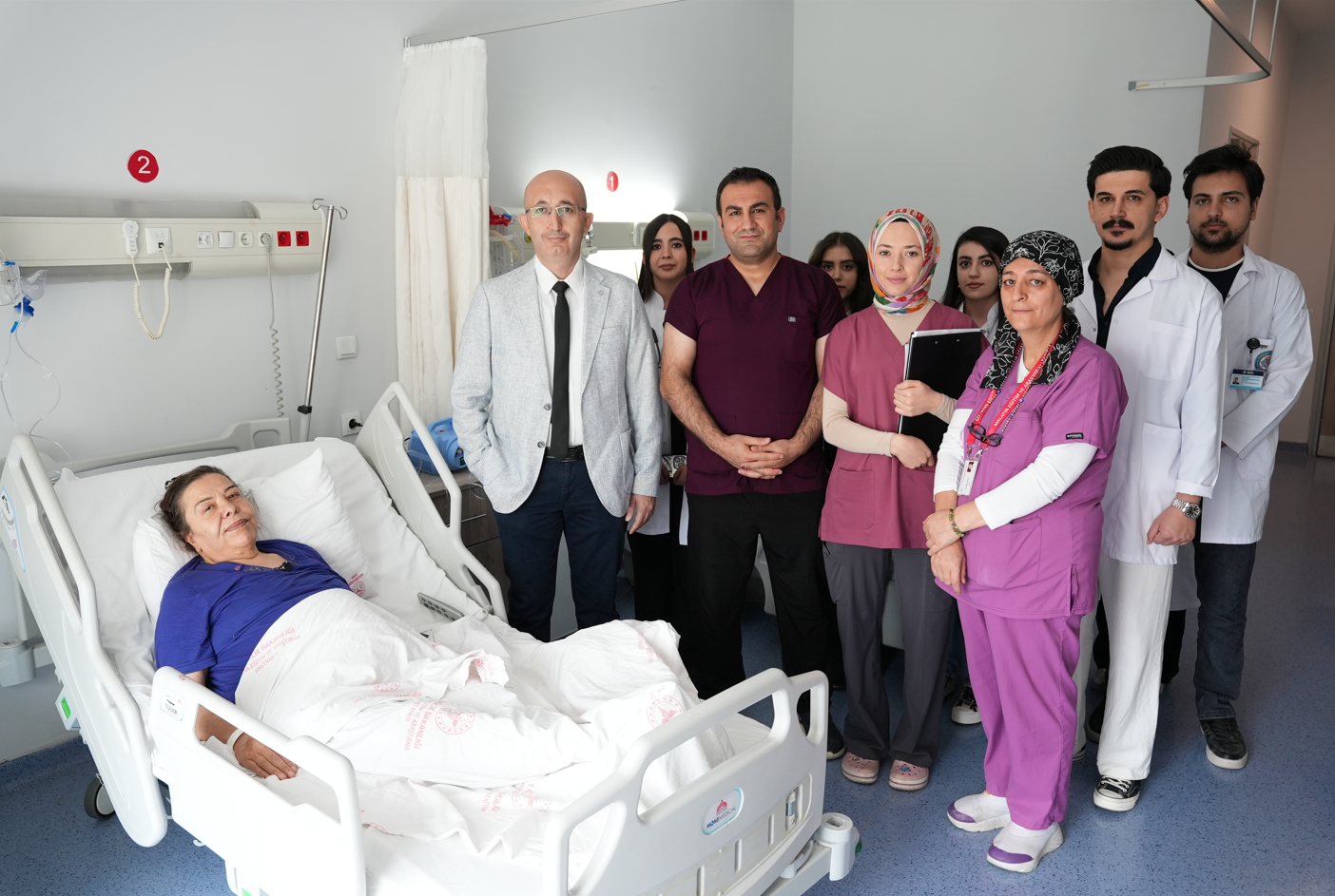 Malatya'da 15 kiloluk yumurtalık kitle operasyonla çıkarıldı - Görsel 4