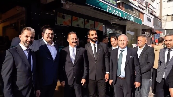MasterChef Eray siyasete girdi: İşte katıldığı parti - Görsel 1
