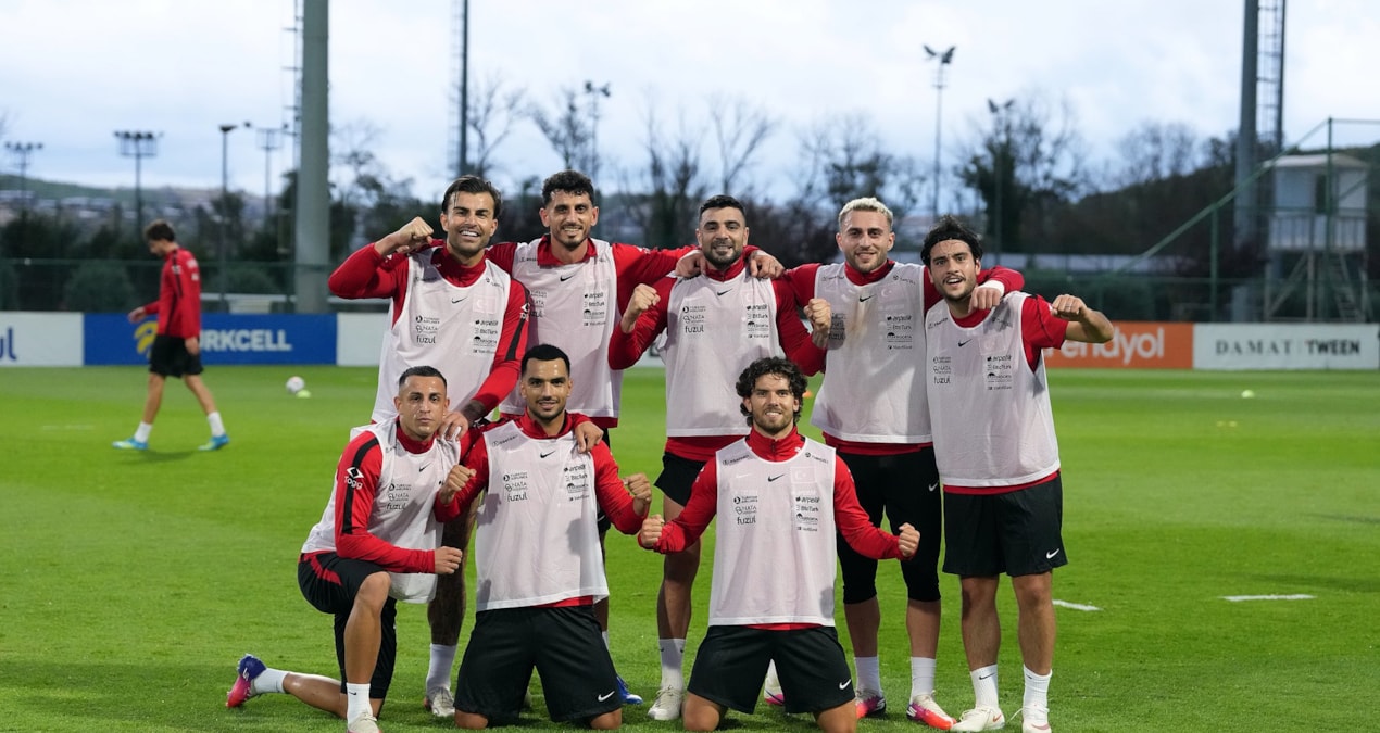 Milliler Fransa'ya 5 eksikle çalıştı - Görsel 1