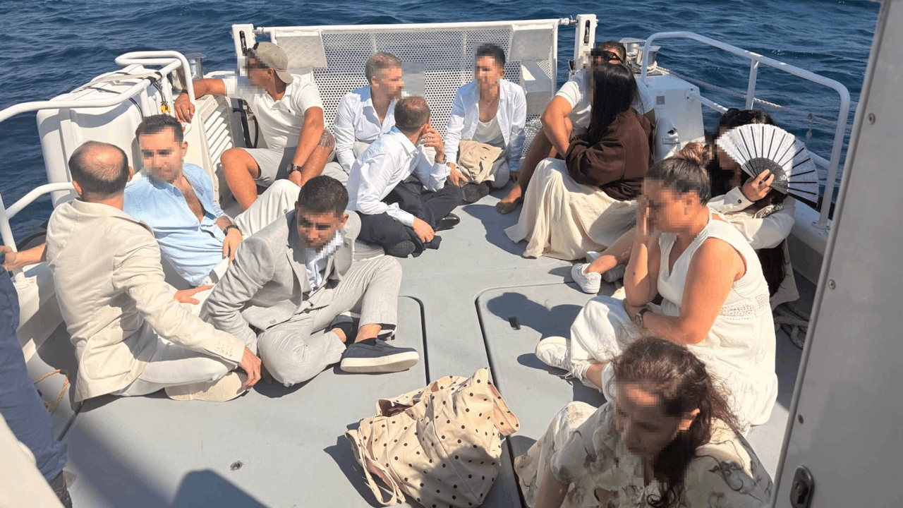 Muğla'da ilginç göçmen operasyonu: Şık kıyafetlerle kaçarken yakalandılar