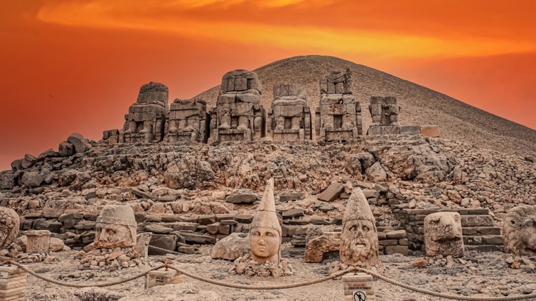 Nemrut Dağı’nın zirvesinde müzik ve dayanışma - Görsel 1