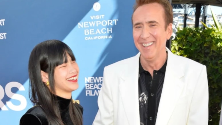 Nicolas Cage koyu saçlarına veda etti: Yeni tarzıyla tanınmakta güçlük çekildi - Görsel 1