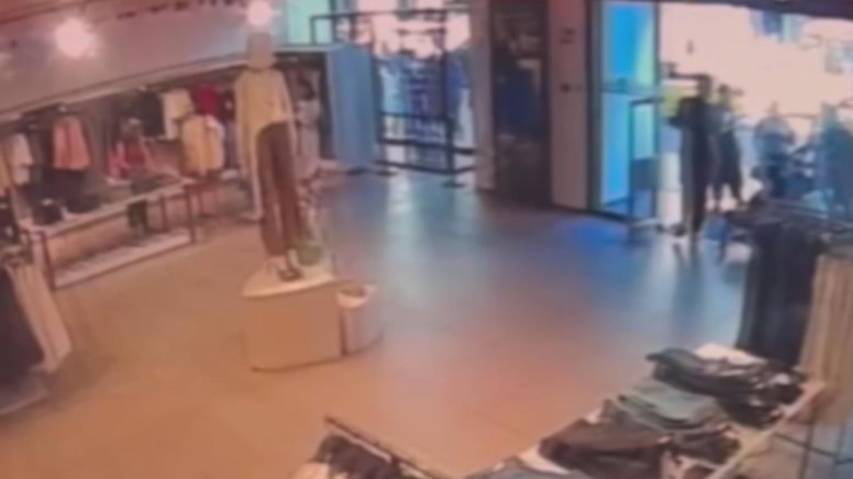 Nişantaşı’nda 47 bin liralık alışveriş iddiası: Ressam savcılık ifadesinin ardından serbest bırakıldı - Görsel 1