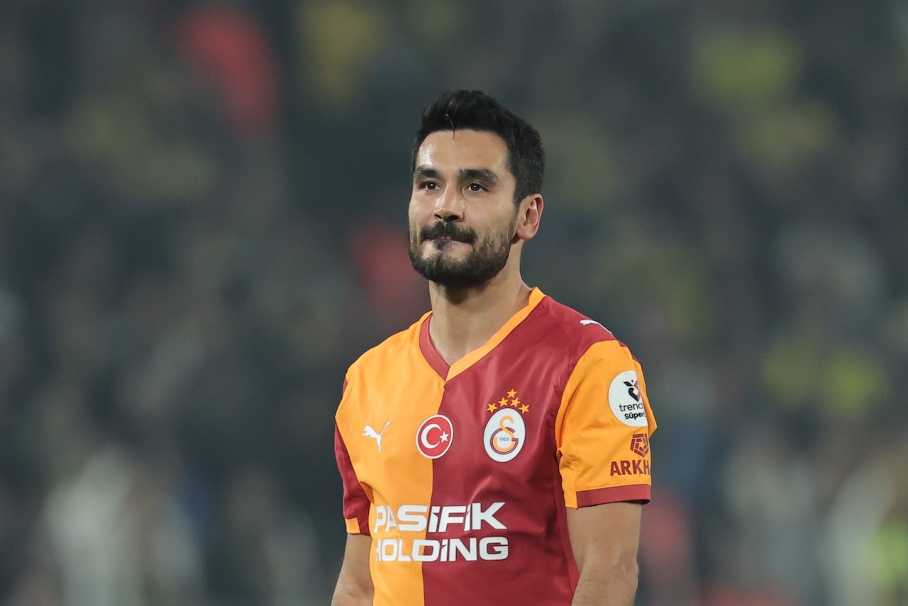 Okan Buruk'un bu sözleri çok konuşulur! 'Oynatmak istiyorum ama' - Görsel 2