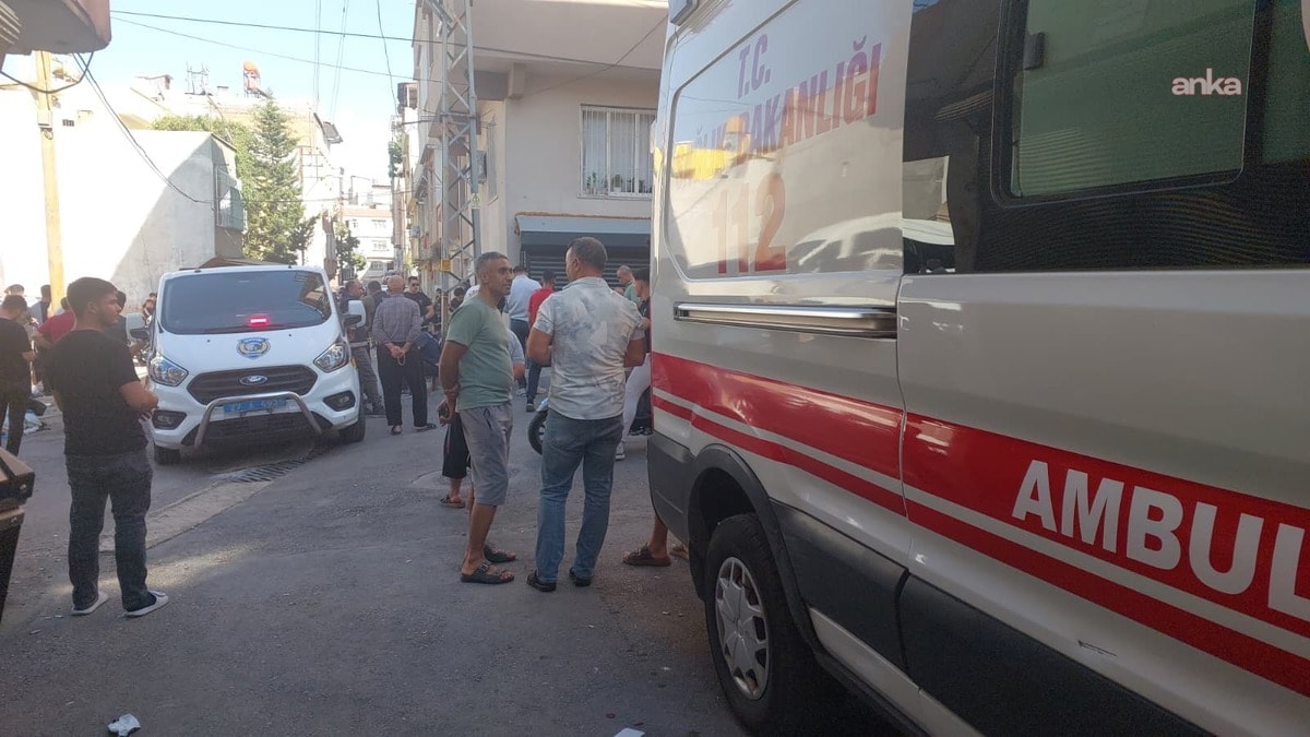 Önce eşini katletti, sonra sokağa çıkıp dehşet saçtı: 1 ölü, 4 yaralı - Görsel 2