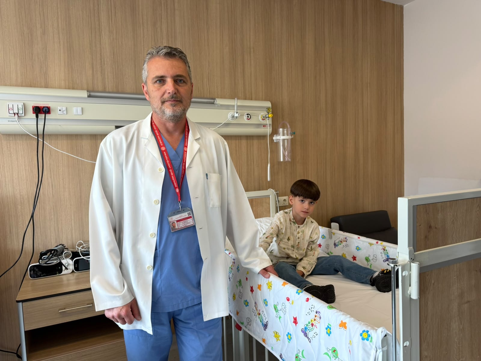 Organları ters, kalp damarları farklıydı: 5 yaşındaki Ömer’in hayatını değiştiren ameliyat - Görsel 1