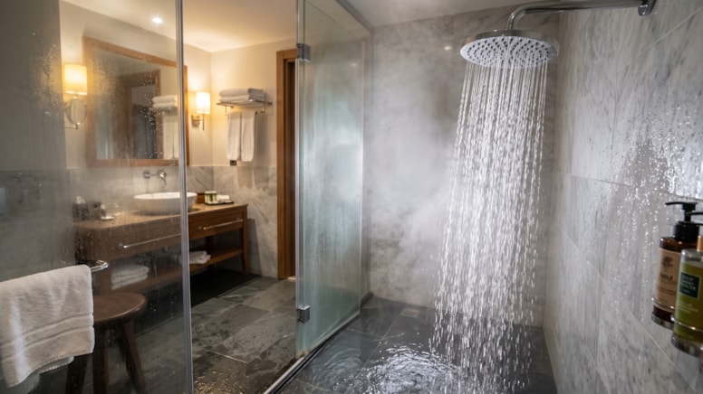 Otel banyosunda 10 dakika beklemeyenin akciğeri iflas ediyor - Görsel 1