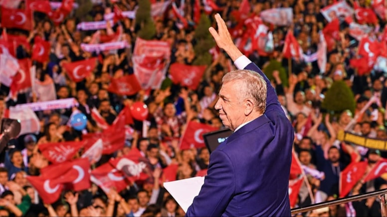 Özgür Özel: Tarihin doğru tarafında durdu - Görsel 1