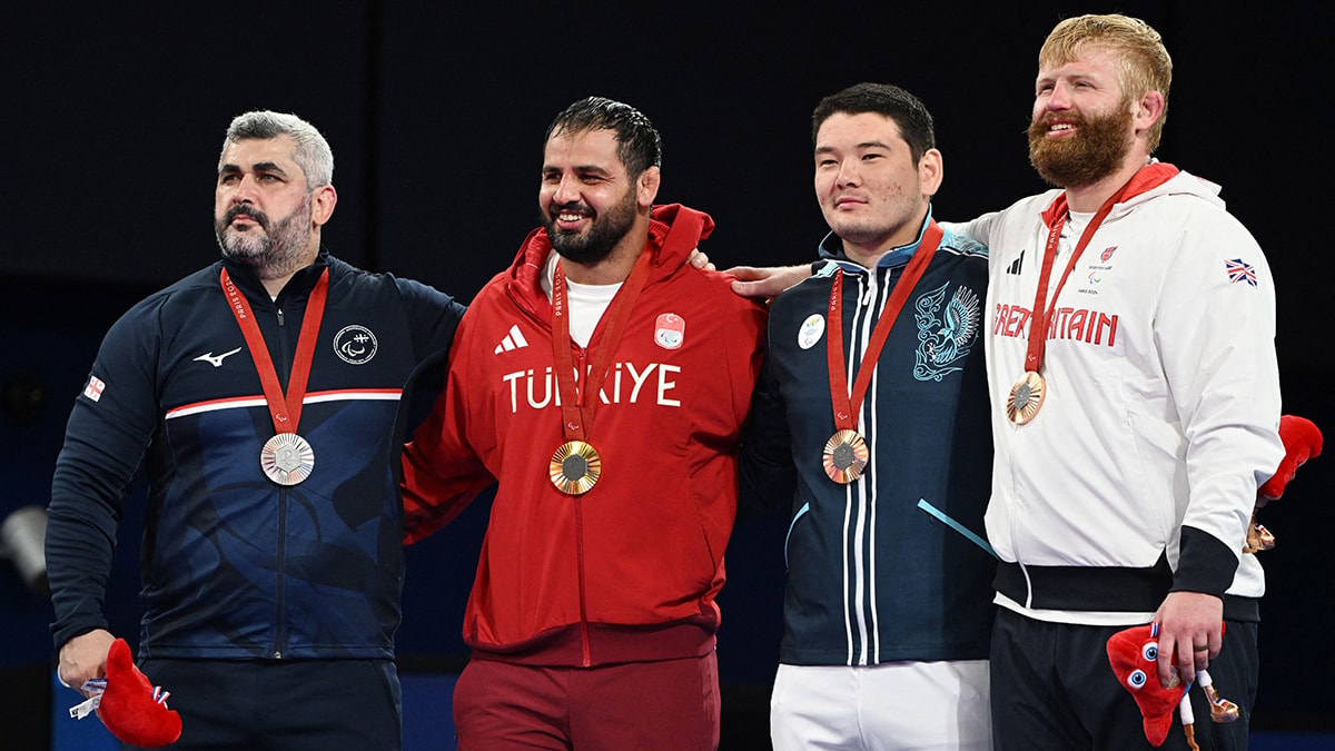 Paris 2024’te tarihi başarı! İbrahim Bölükbaşı’ndan altın madalya - Görsel 3