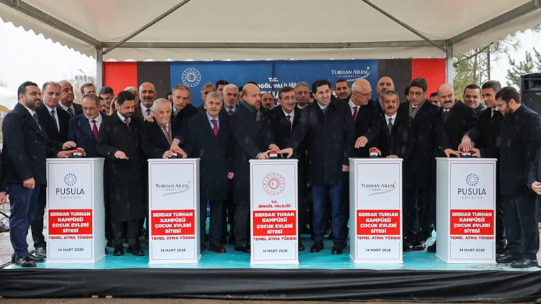 Pusulacı, devlet erkanıyla temel atmış - Görsel 1