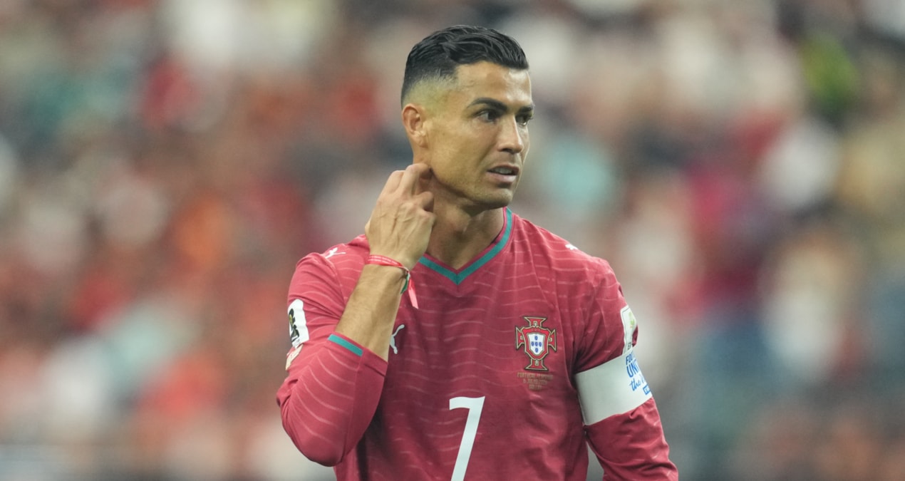 Ronaldo'dan saygısızlığa sert tepki: Ömür boyu men edilsinler - Görsel 1