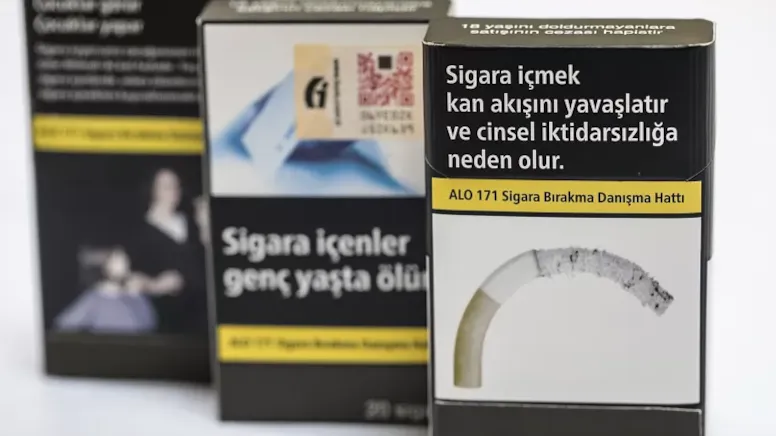 Sağlık Bakanlığı'nın taslağında 'slim' sigara yasağı ve 2015 sonrası doğanlar için ömür boyu tütün yasağı - Görsel 1