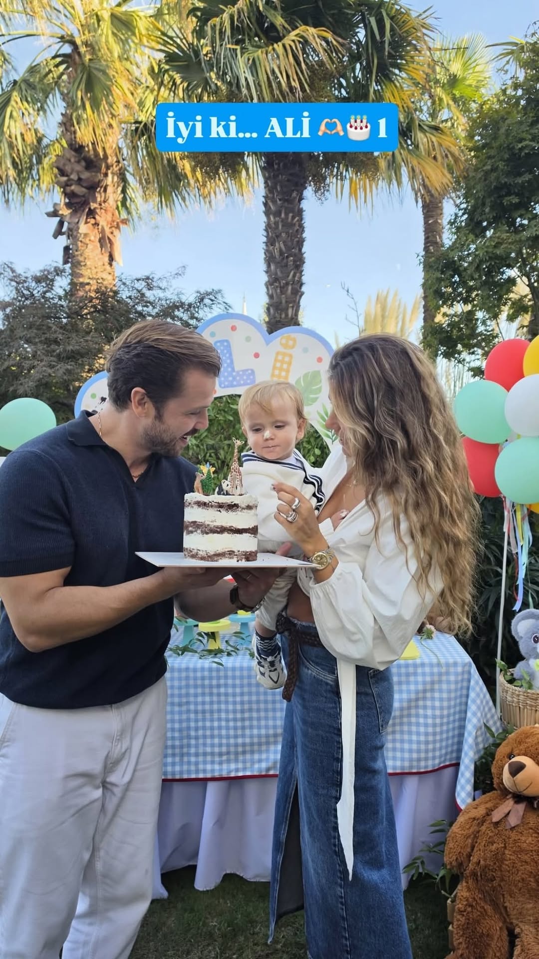 Tolga Sarıtaş ve Zeynep Mayruk'un oğlu Ali 1 yaşında: Renkli kutlama - Görsel 5