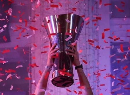 Toronto Raptors'tan Kawhi Leonard'a yeni sözleşme - Görsel 4