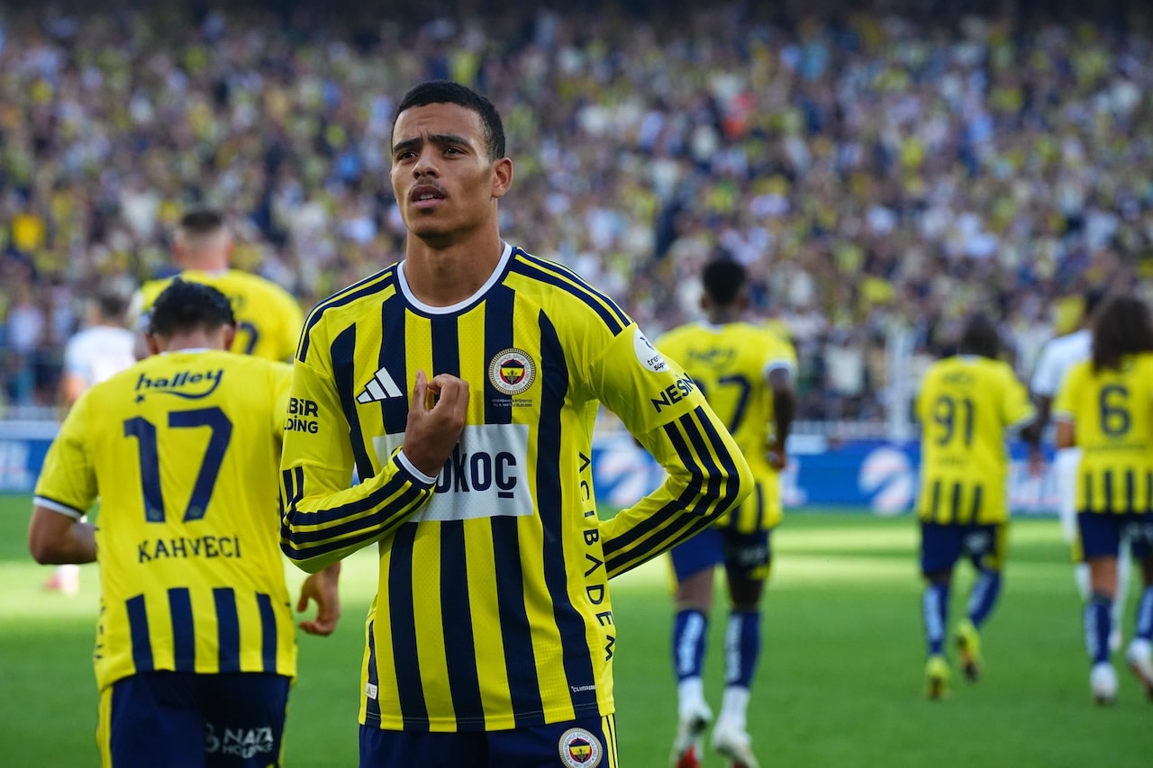 Transfer pazarının kralı Fenerbahçe, yılın kadrosunda tek Süper Lig ismi Greenwood