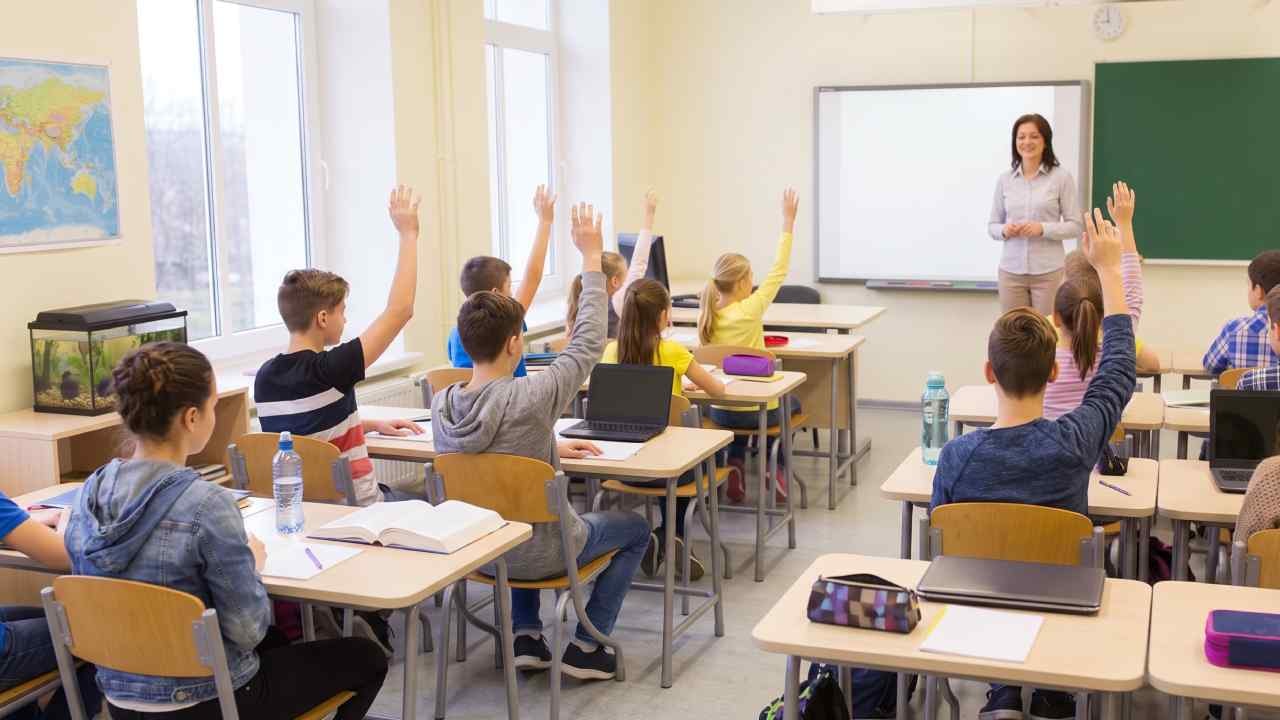 Tüm okula yazı gönderildi: Öğrencilere ‘Dokunmama’ kuralı getirildi