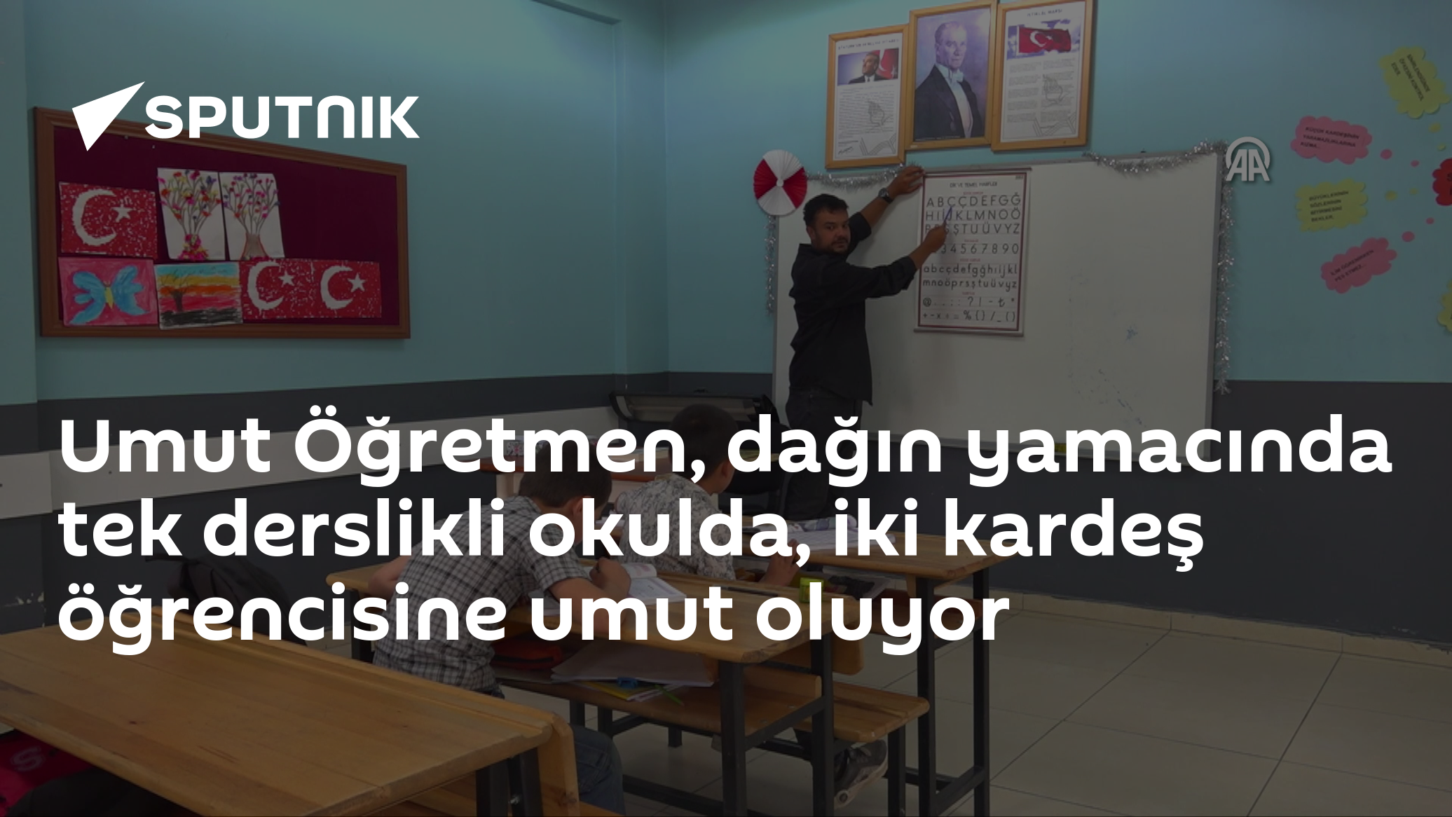 Van'ın dağ village'ında tek sınıflık okulda bir öğretmen, iki kardeşin tek öğrencisi oldu
