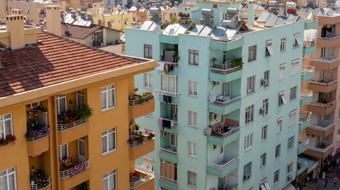 Yeni karar açıklandı: Kurala uymayan artık evini satamayacak