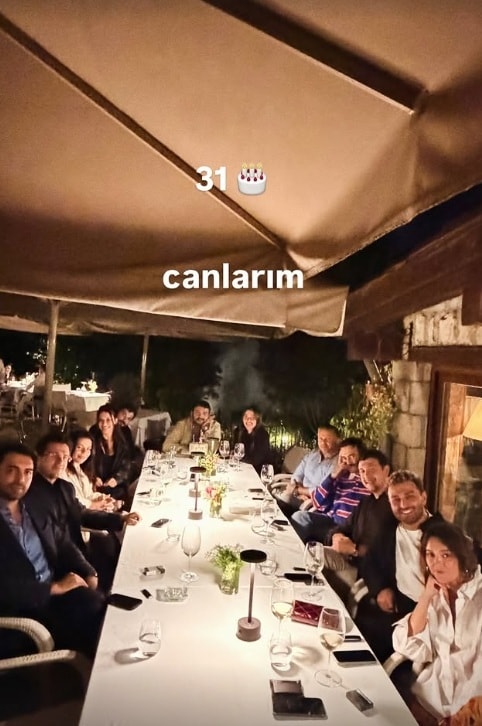 Yeraltı’ndaki aşk böyle belgelendi: Deniz Can Aktaş ve Devrim Özkan yan yana - Görsel 2